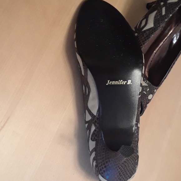 Jennifer B. Open toe pumps - Picture 5 of 6